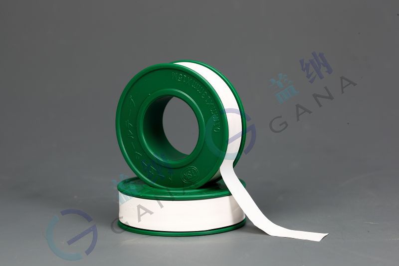 tape to stop leaking pipe001